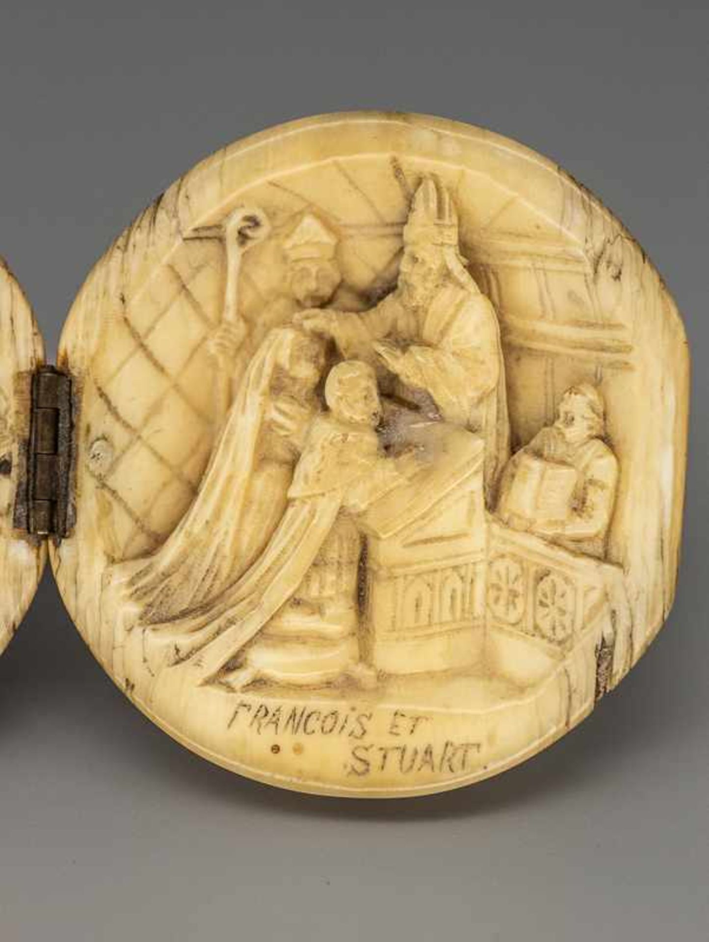 Historische Miniaturenkugel in Form einer Betnuss, Motiv: Hochzeit Franz II. v. Frkr. und Maria - Image 3 of 6