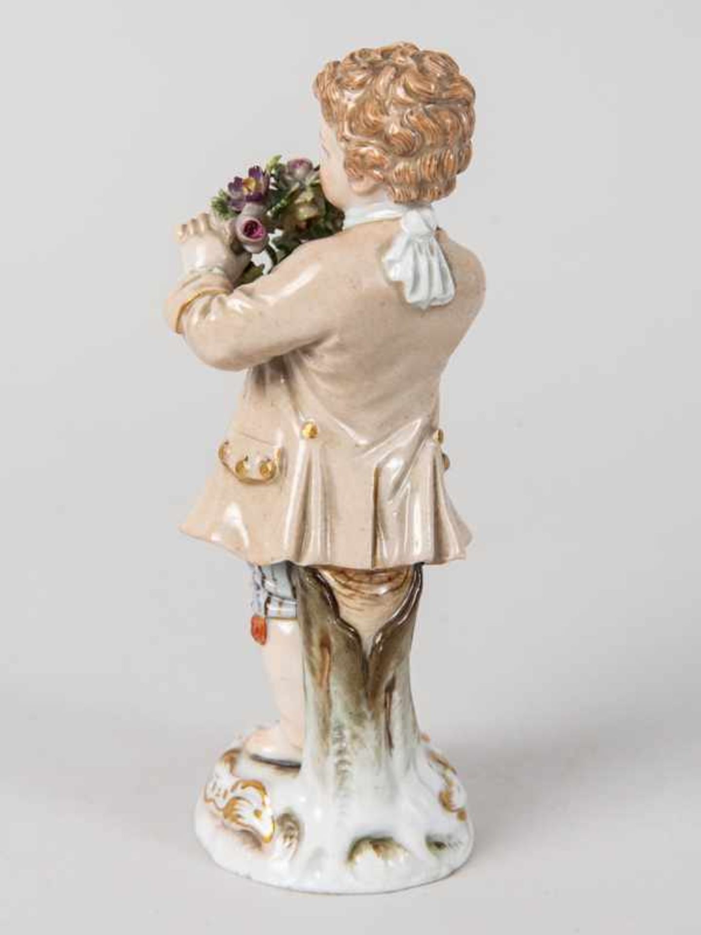 Porzellanfigur "Gärtnerjunge", Meissen, um 1900. - Bild 3 aus 7