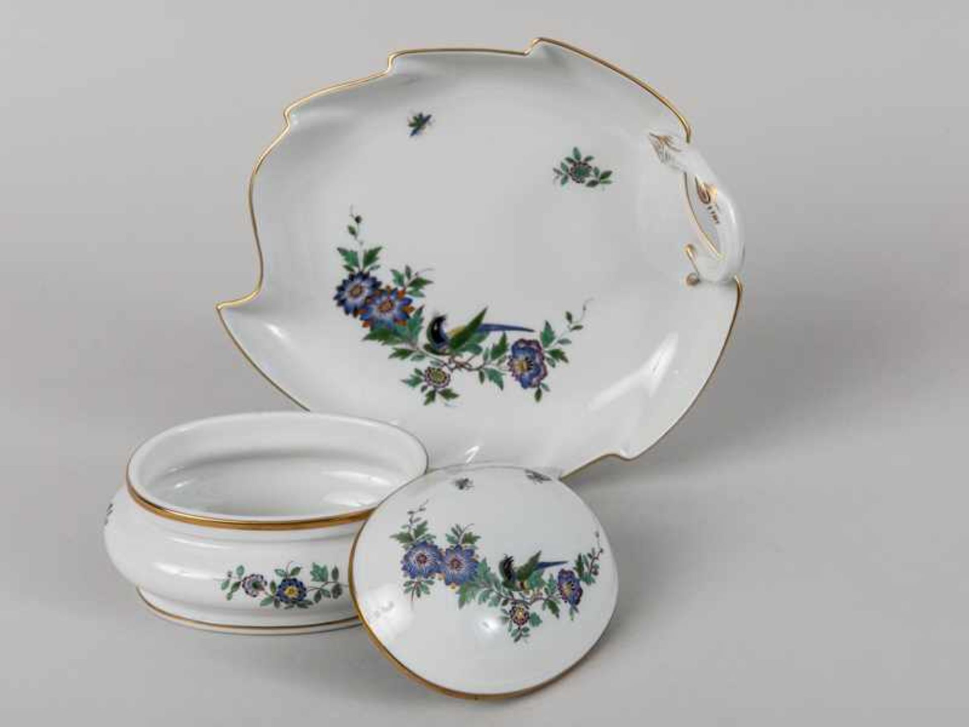 Deckeldose und Blattschale "Bunte indische Fels-, Blumen- u. Vogelmalerei", Meissen, 2. Hälfte 20. - Image 2 of 3