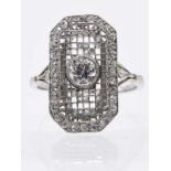 Ring mit Altschliff-Diamanten, Achtkant-Diamanten und Diamantrosen, zusammen ca. 0,35 ct.
