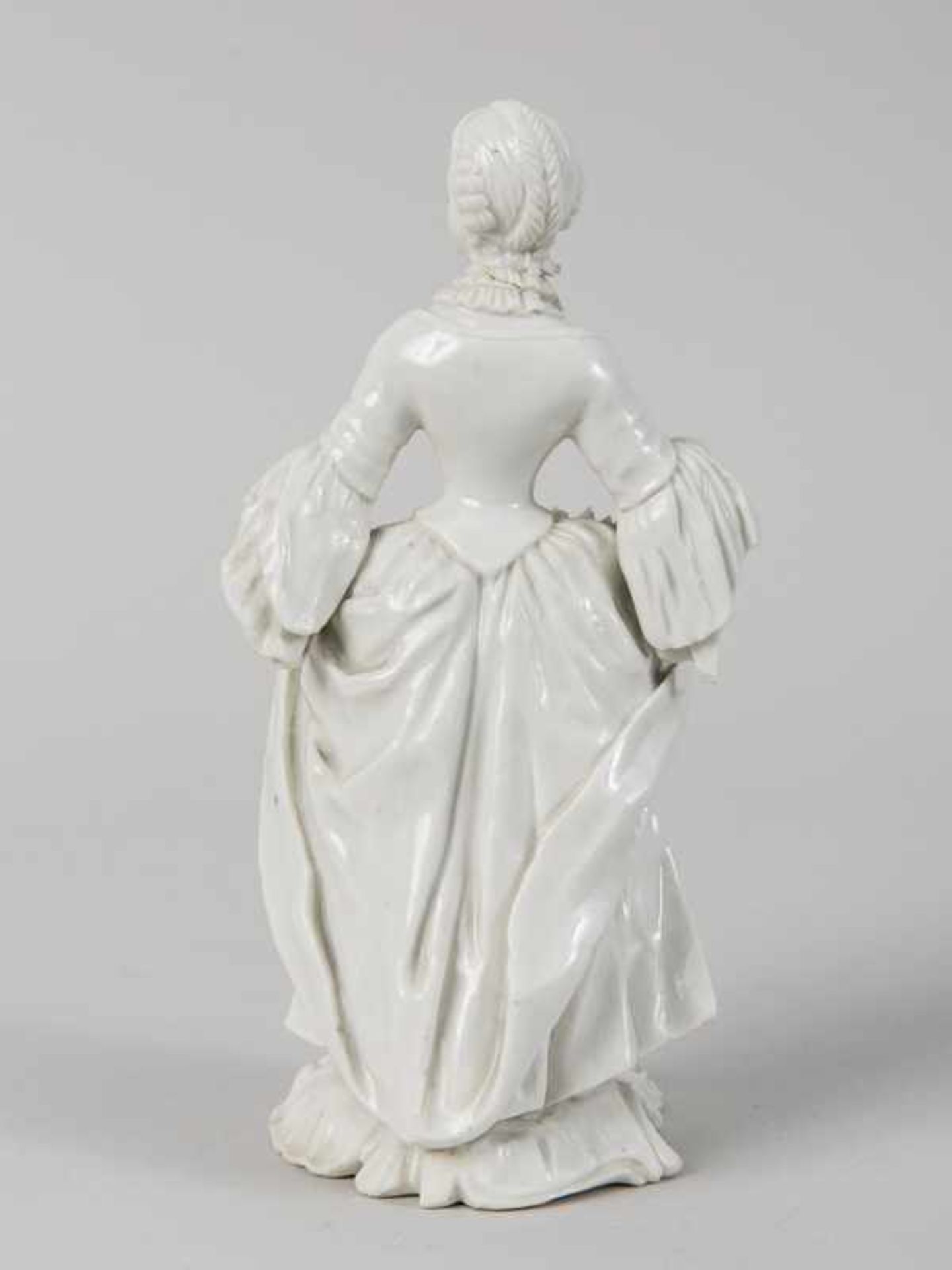 Rokoko-Porzellanfigur "Gärtnerin", Frankenthal (Joseph Adam Hannong), 1759 - 1762. - Image 3 of 7