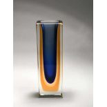 Blockvase in Sommerso-Technik, wohl Alessandro Mandruzzato, Murano/Italien, 1970er Jahre. Blockvase