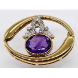 Brosche mit Amethyst ca. 5 ct und 15 Achtkant-Diamanten, zusammen ca. 0,08 ct, 80-er Jahre. Brosche