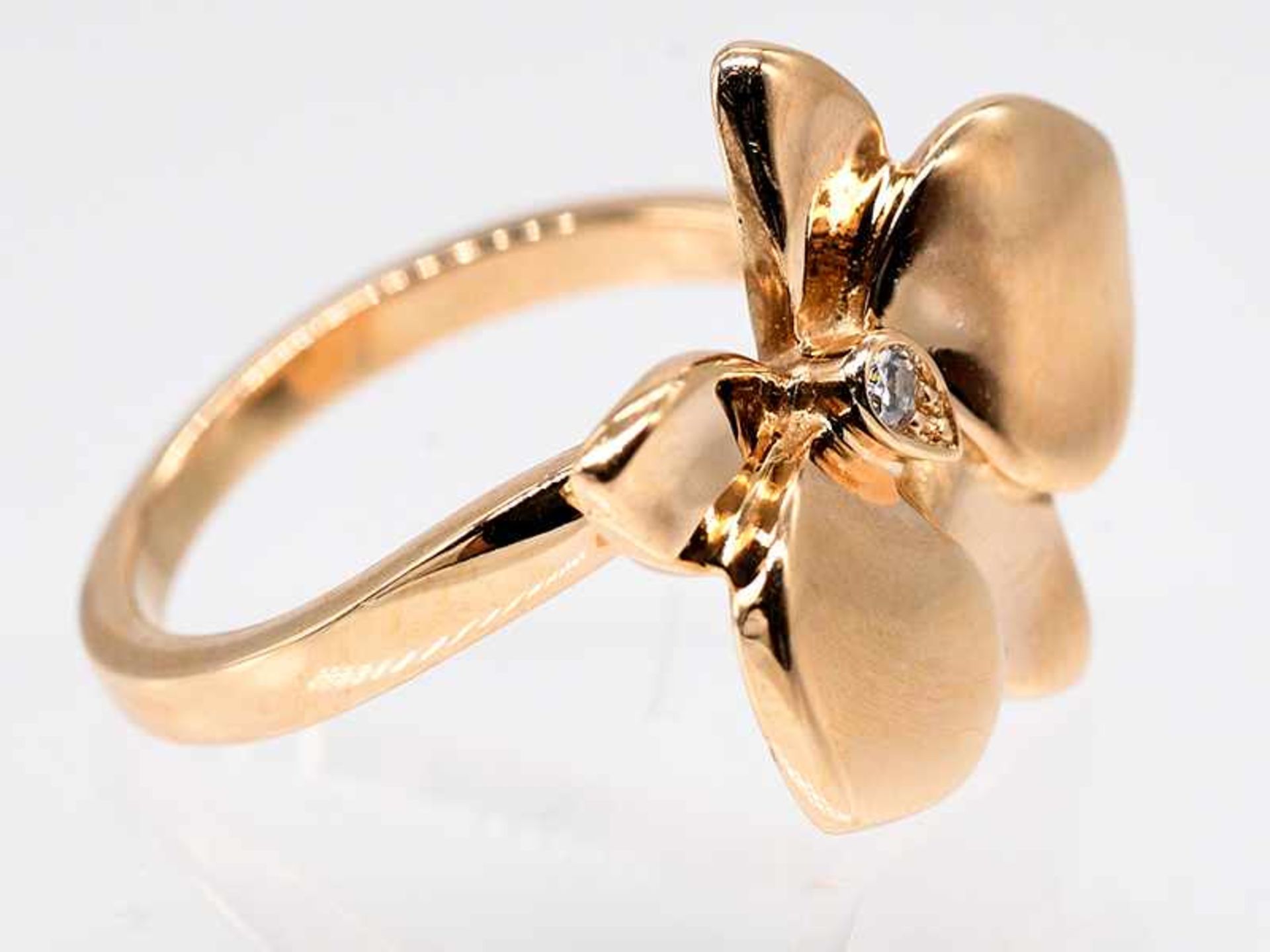 Ring "Caresse d´Orchidées" mit kleinem Diamant, Cartier, Paris, 21. Jh Ring "Caresse d´Orchidées" - Bild 7 aus 10