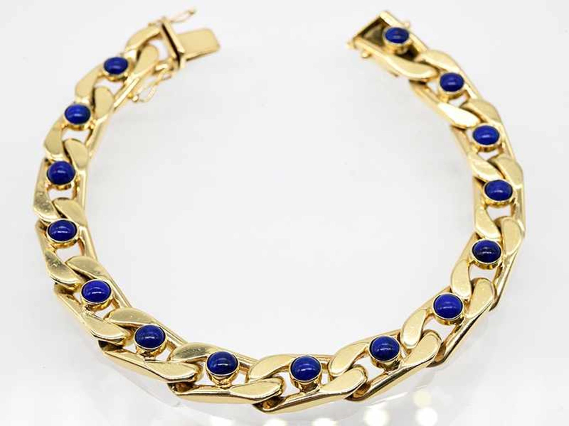 Massives Armband mit 15 Lapislazuli-Cabochons, 80-er Jahre. Massives Armband mit 15 Lapislazuli- - Image 2 of 2