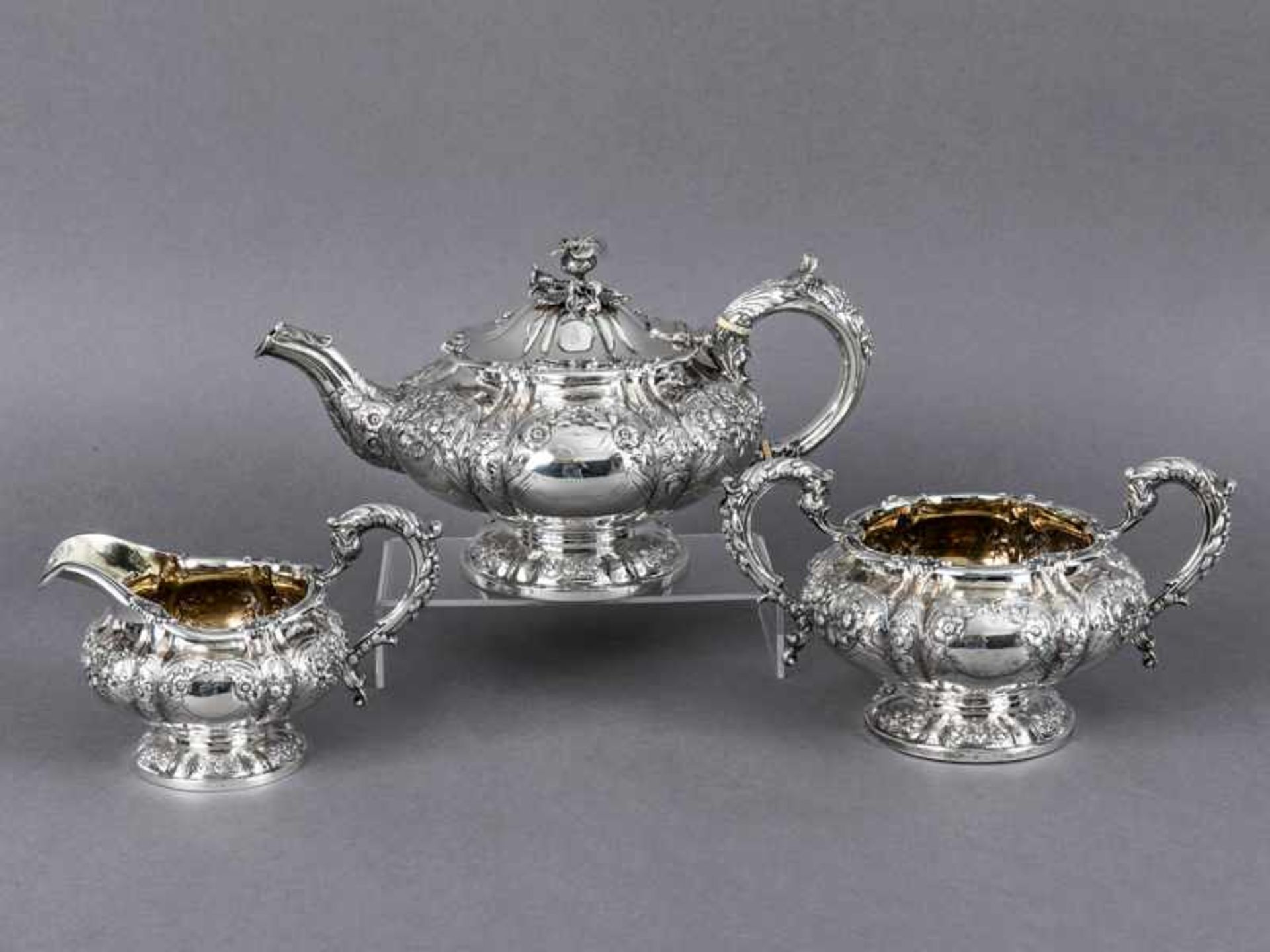 3-tlg. Tee-Set (George IV), London, 1828. 3-tlg. Tee-Set (George IV), London, 1828. 925/-Silber,