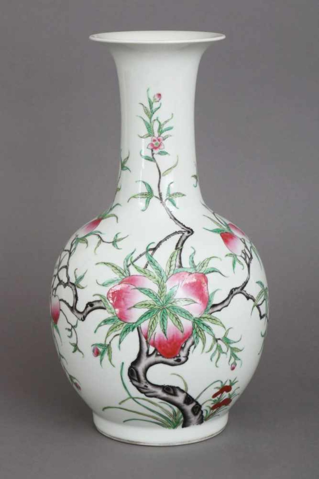 Chinesische Porzellanvase des 19. Jahrhunderts