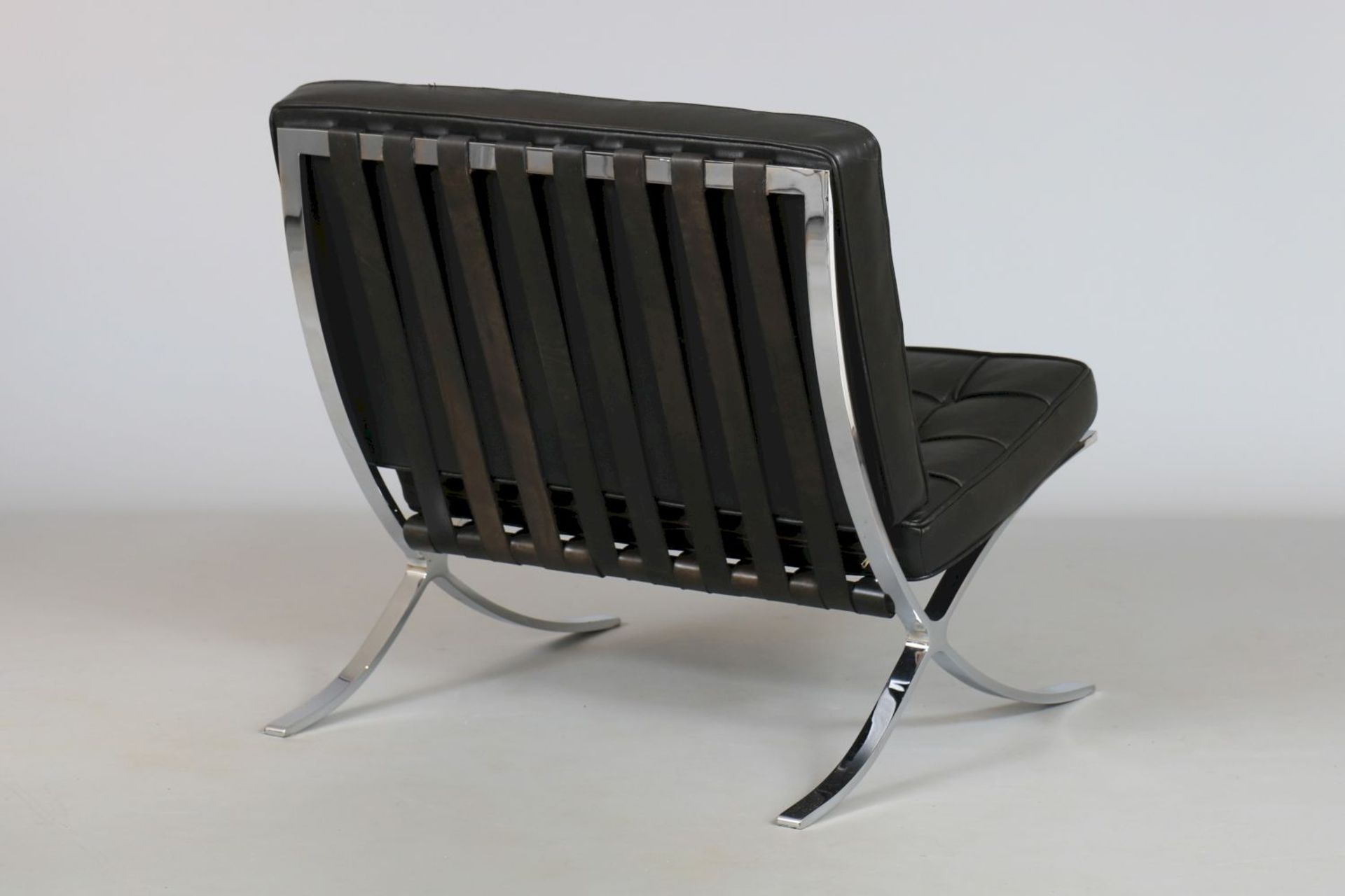 MIES VAN DER ROHE ¨Barcelona Chair¨ mit Ottomane/Fußhocker<br - Bild 2 aus 2