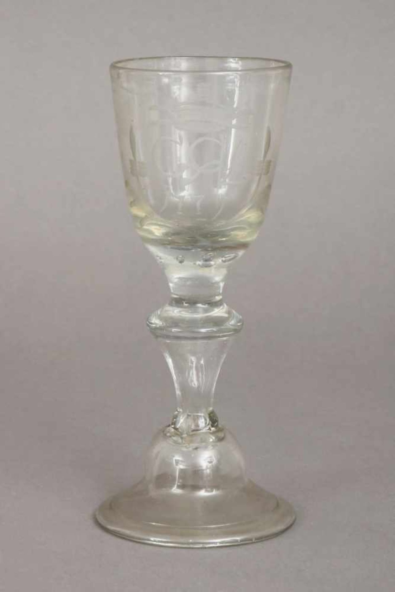 Süßweinglas des 18. Jahrhunderts<b