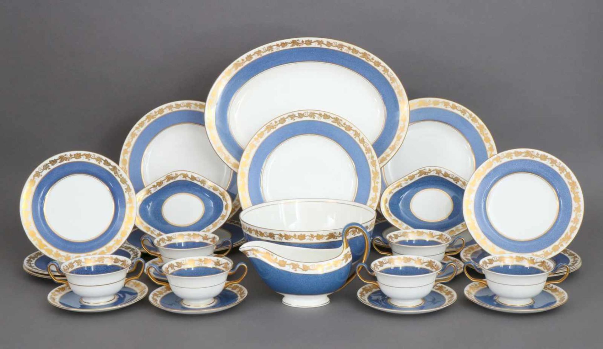 WEDGWOOD Speiseservice ¨Whitehall¨ (blaue Ausführung)<br