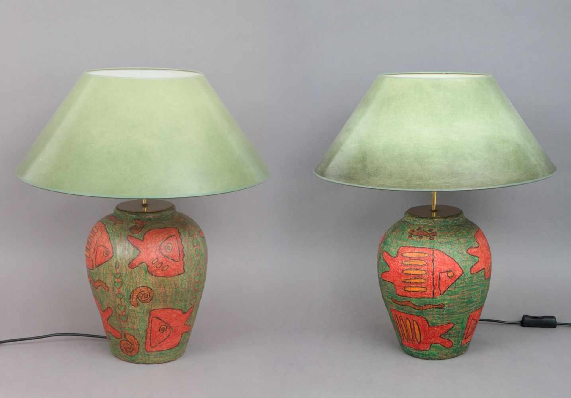 Paar TischlampenFüße in Form mexikanischer Vasen/Vorratsgefäße, Pappmaché, farbig bemalt, mit