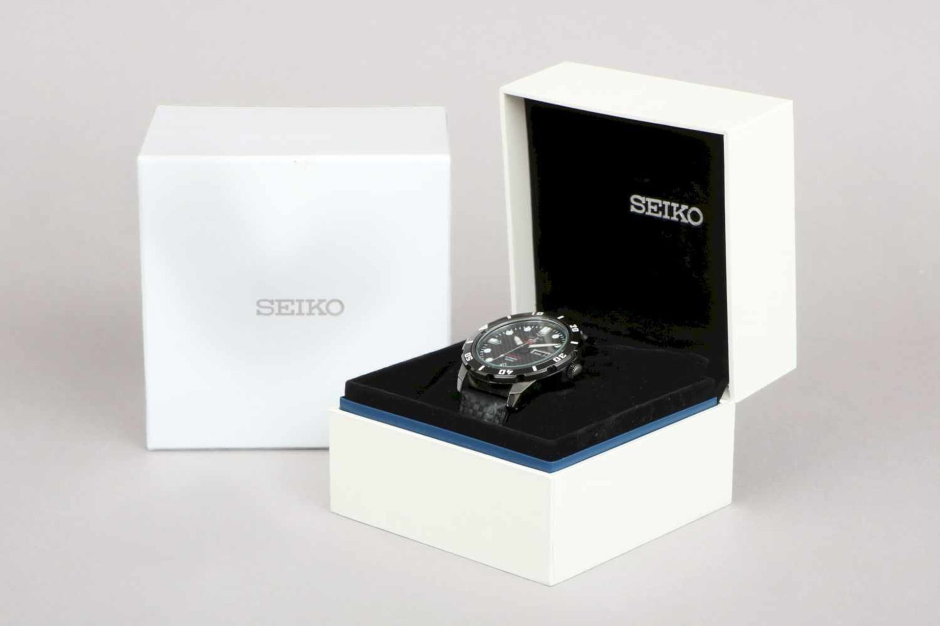 SEIKO 5 Sports Limited Edition ArmbanduhrAutomatikwerk (Seiko 4R36), Modell SRP721K1, schwarz-
