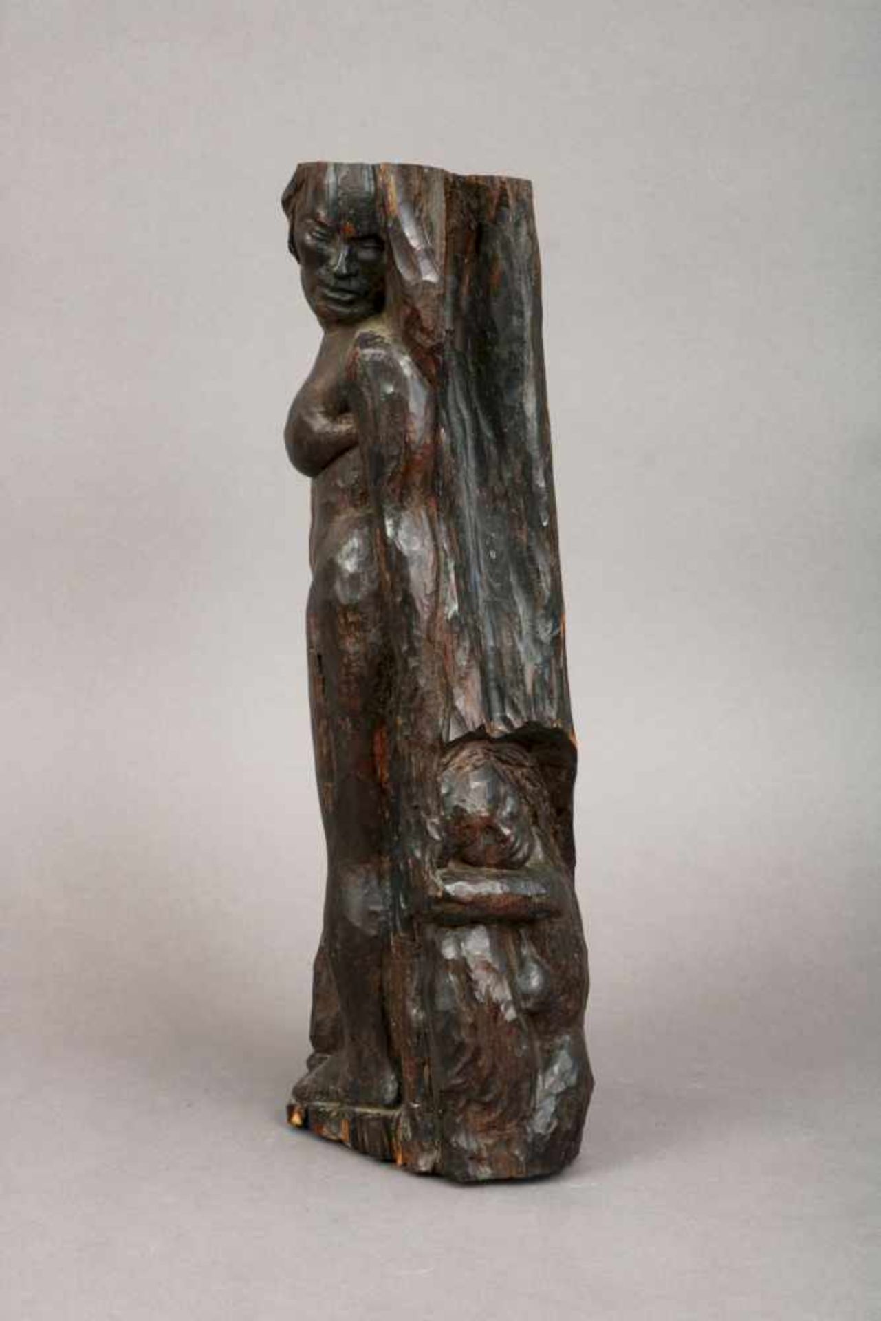 Holzschnitzfigur/Skulptur ¨Expressionistischer, stehender weiblicher Akt mit Freier¨Ebenholz, dunkel - Bild 2 aus 3