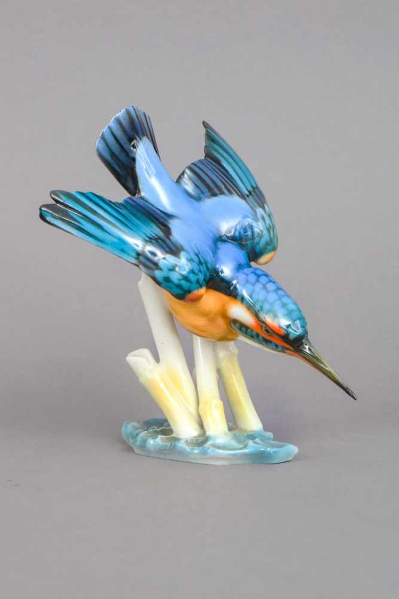 HUTSCHENREUTHER Porzellanfigur ¨Eisvogel¨Entwurf HANS ACHTZIGER, Ausführung der Hutschenreuther