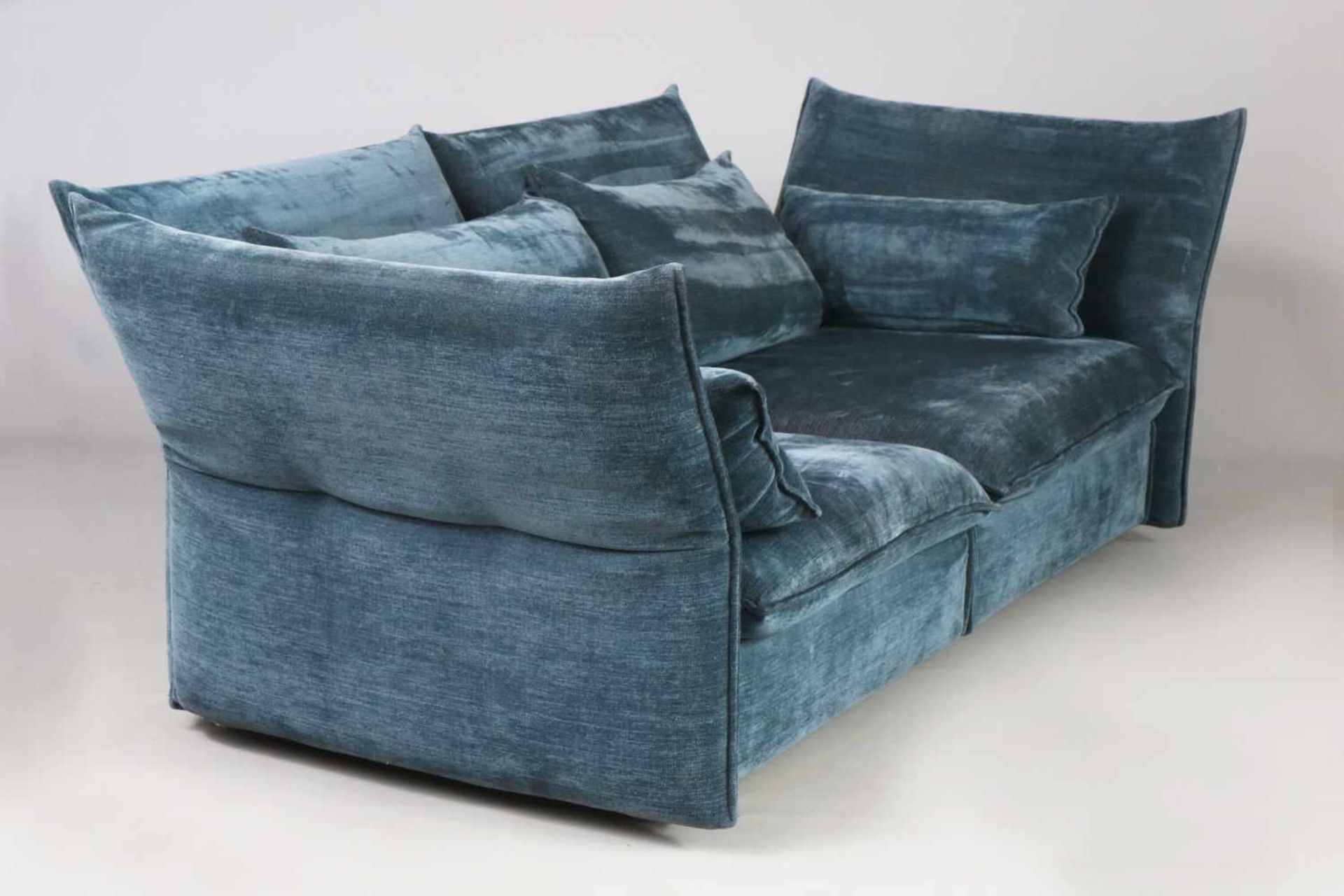 EDWARD BARBER & JAY OSGERBY Sofa ¨Mariposa¨ (2014) - Image 2 of 4