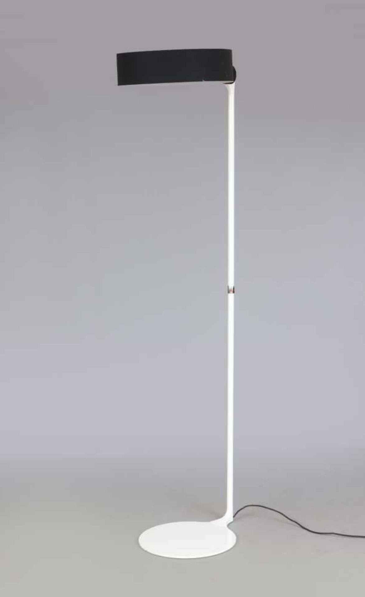 REGENT Stehlampe/Deckenfluterum 2000, weiß lackierter hoher Stangenstand mit runder Bodenplatte,