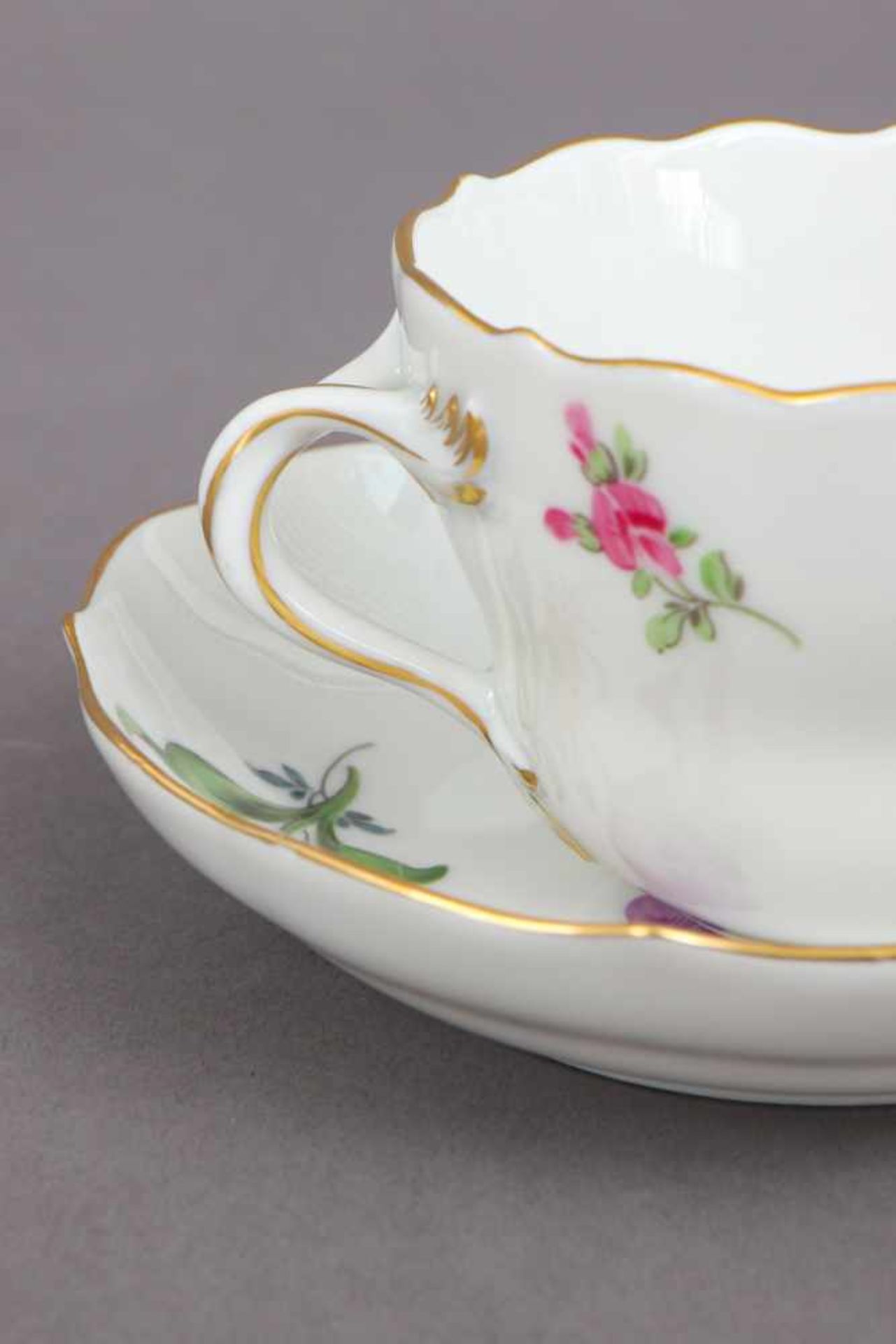 MEISSEN Mokkatasse mit Untertasse2. Hälfte 20. Jhdt., Form ¨Neuer Ausschnitt¨, Dekor ¨Deutsche - Image 3 of 3