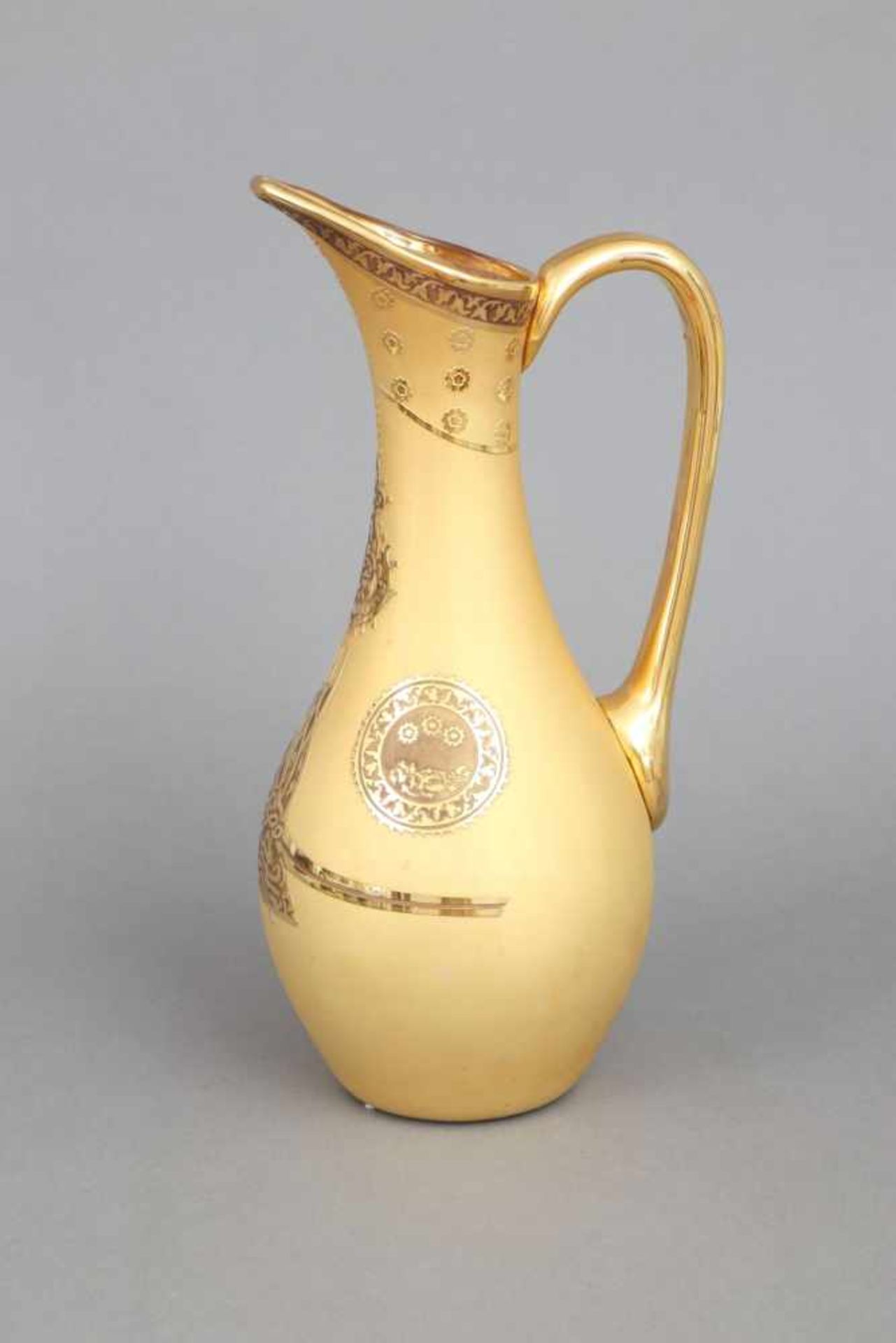DECORIUM Glaskrug im orientalischen Stiltropfenförmiger Korpus mit Ohrengriff und Schnabel-