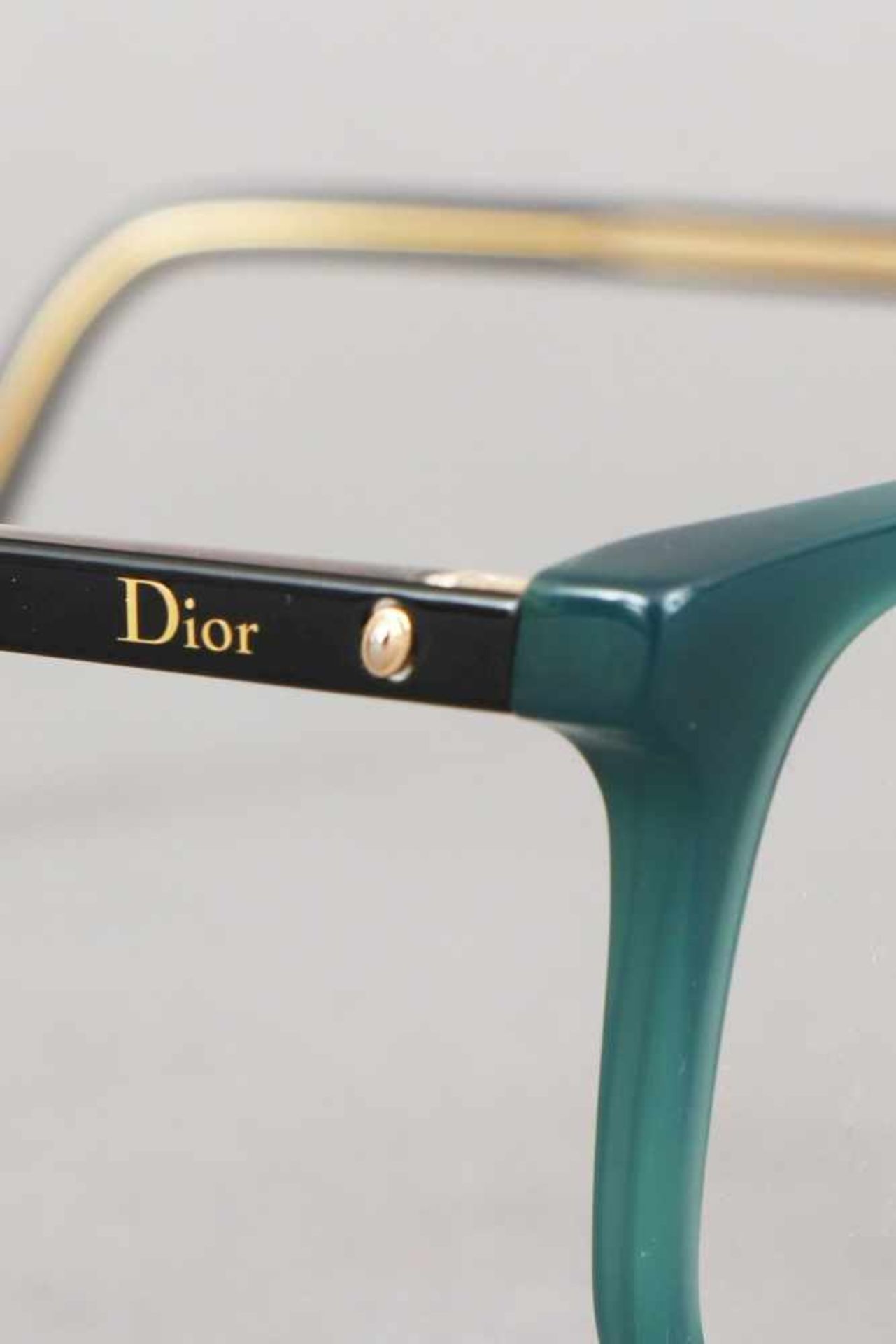CHRISTIAN DIOR Brillengestell dunkelgrüner Rahmen, Bügel außen schwarz, innen goldfarben, geringe - Image 2 of 3
