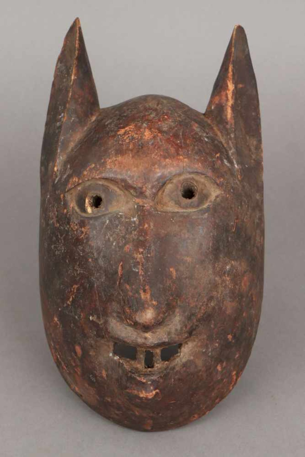 Afrikanische Tiermaske, wohl Bambara, Niger ¨Hundekopf¨, Holz geschnitzt und dunkel patiniert,