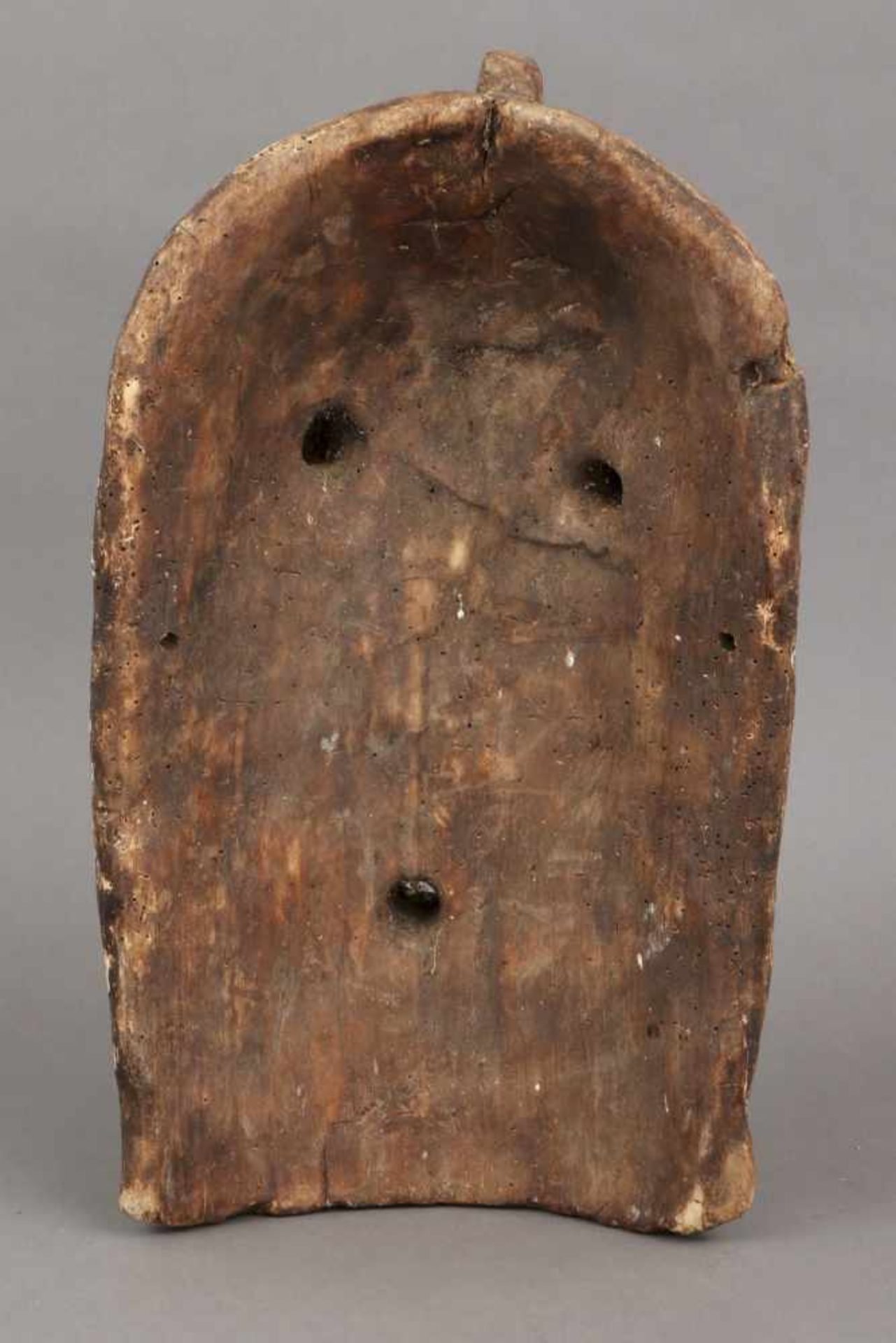 Afrikanische Ritualmaske, wohl Grebo, Liberia Holz, geschnitzt und patiniert, hohe, gewölbte Maske - Bild 3 aus 3