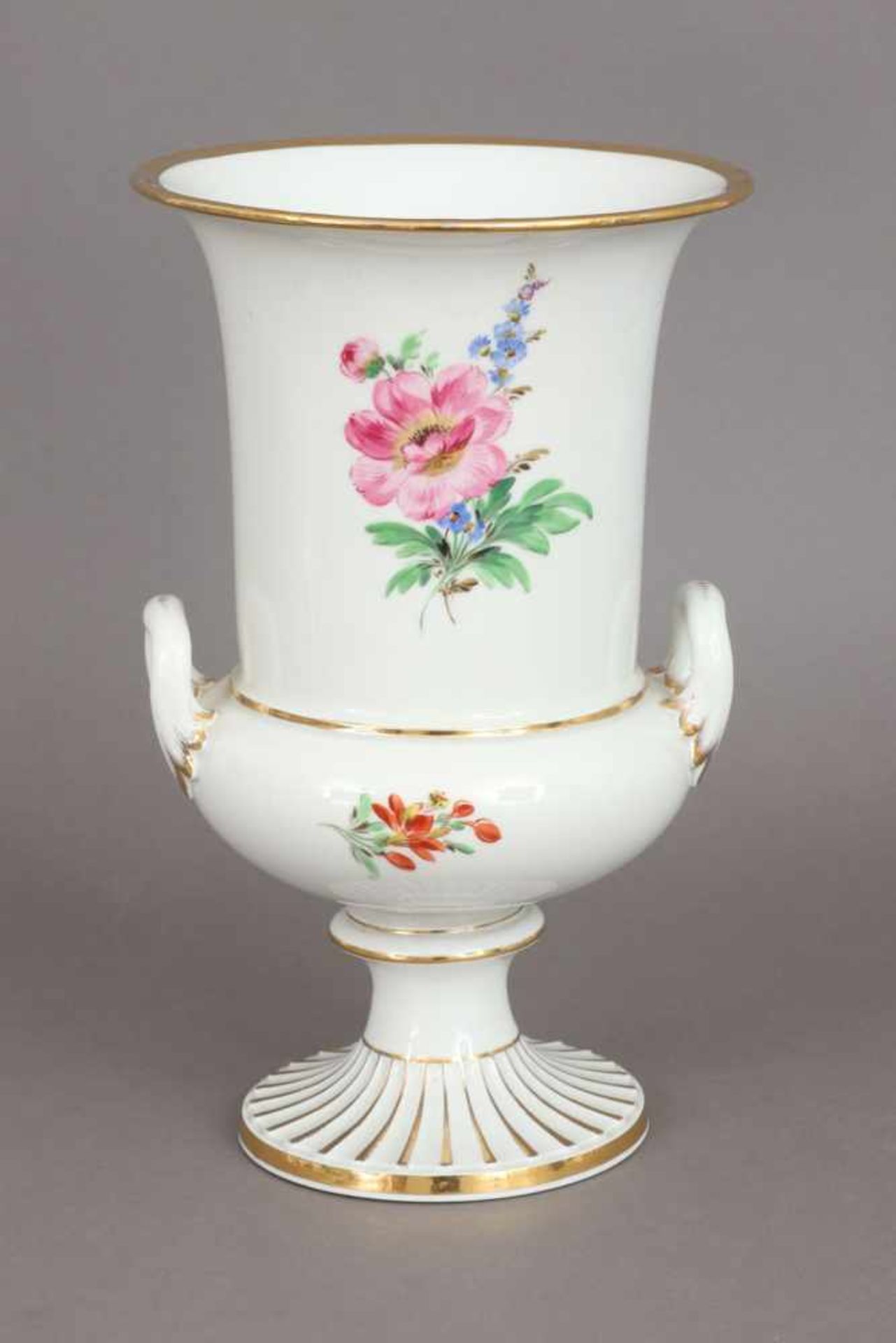 MEISSEN Vase um 1924-1934 (Pfeifferzeit), kraterförmiger Korpus mit seitlichen Handhaben und - Bild 4 aus 4