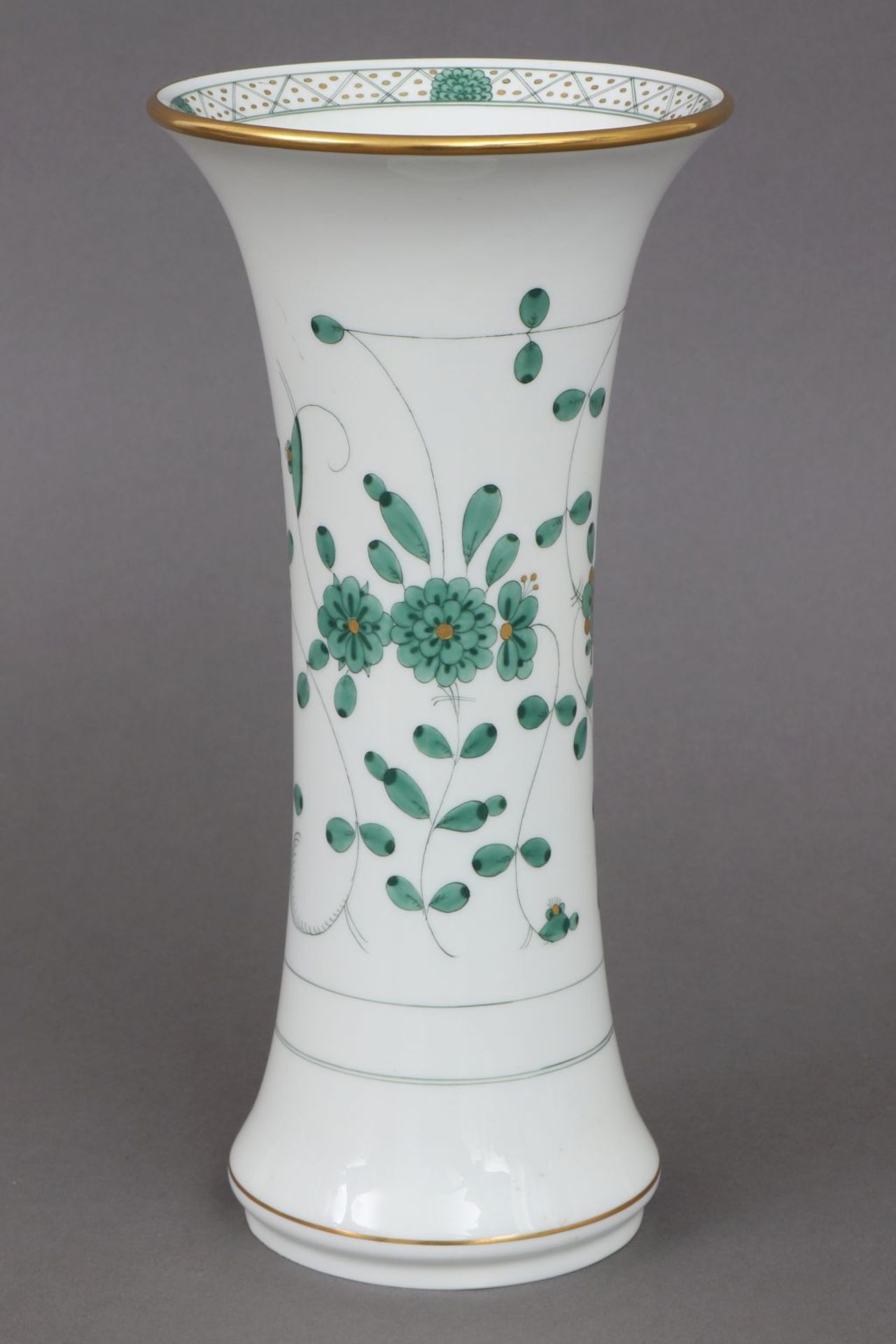 MEISSEN Vase2. Hälfte 20. Jahrhundert, Trompetenform, umlaufend ¨Indisch-Grün¨-Dekor mit G<