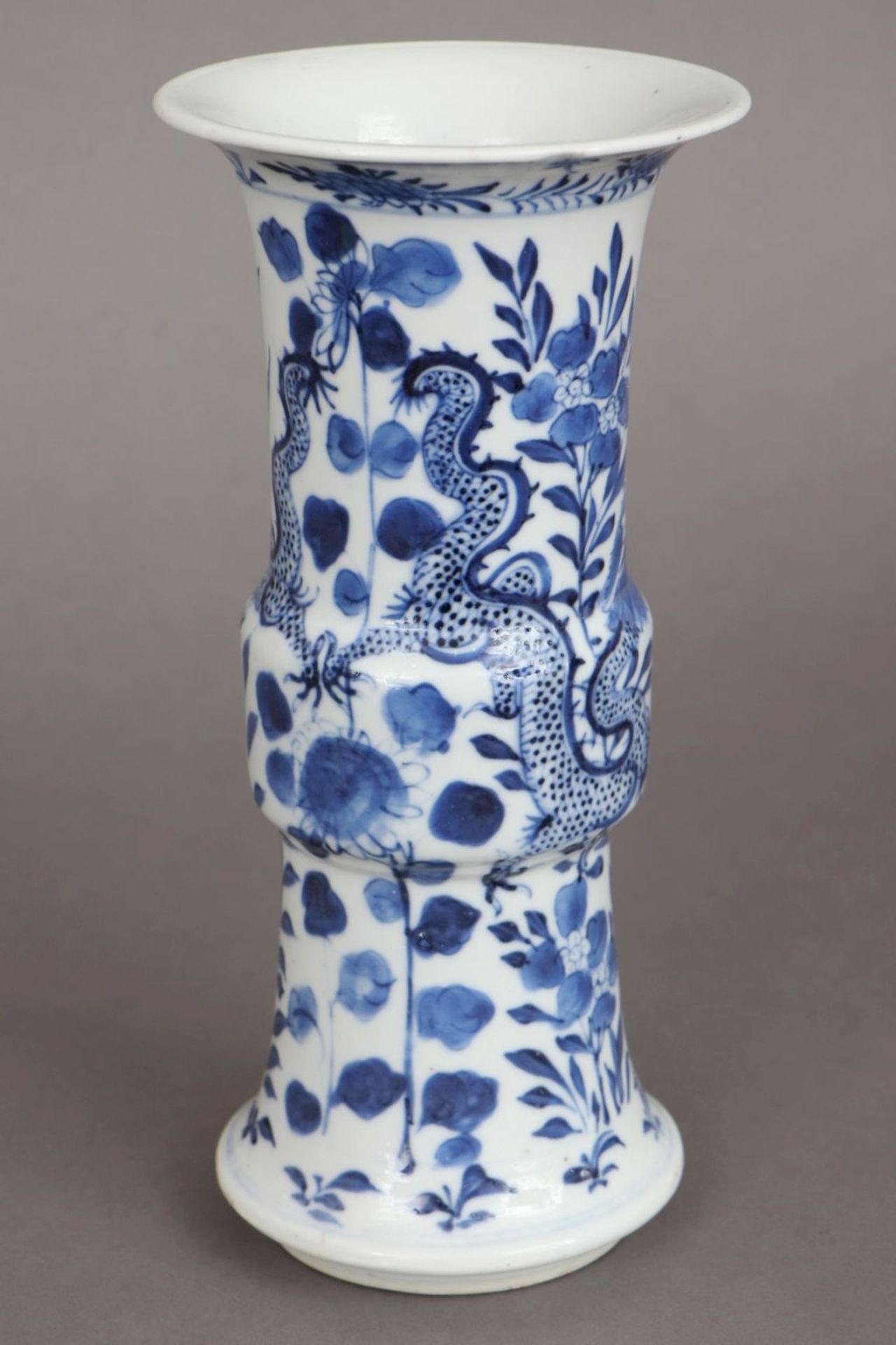 Chinesische Porzellanvase in Gu-Form - Image 2 of 3