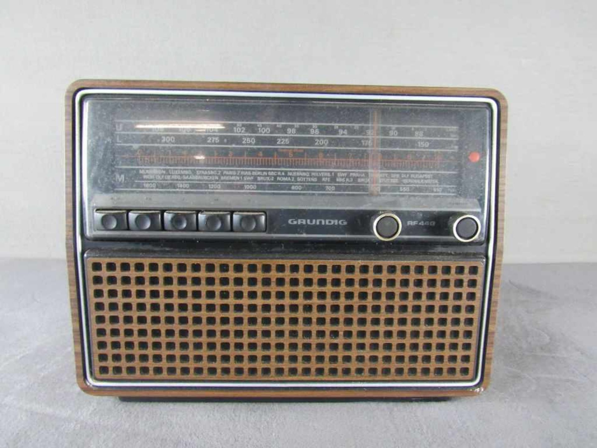 Space Age 60er Jahre Radio Grundig RF 440