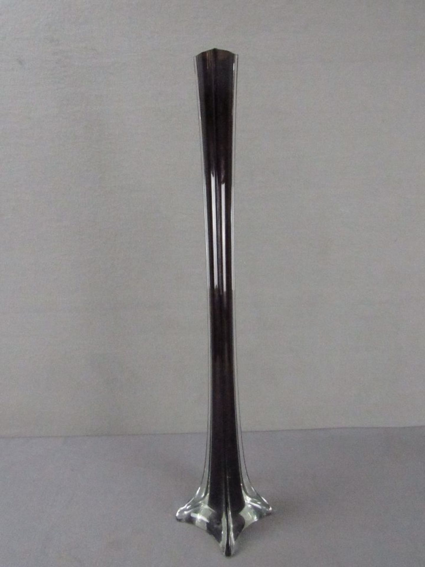 Große Glasbodenvase 2 farbig 60ger Jahre 61cm hoch< - Image 2 of 2