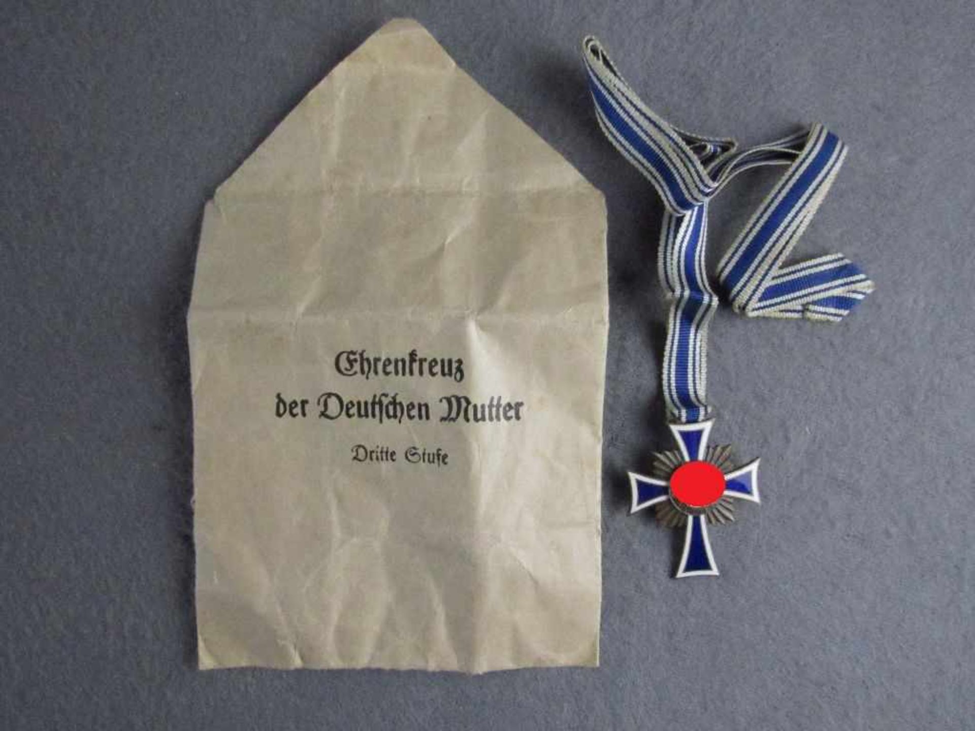 Orden 2.WK Ehrenkreuz der Deutschen Mutter 3. Stufe in original Tüte ungetragen<