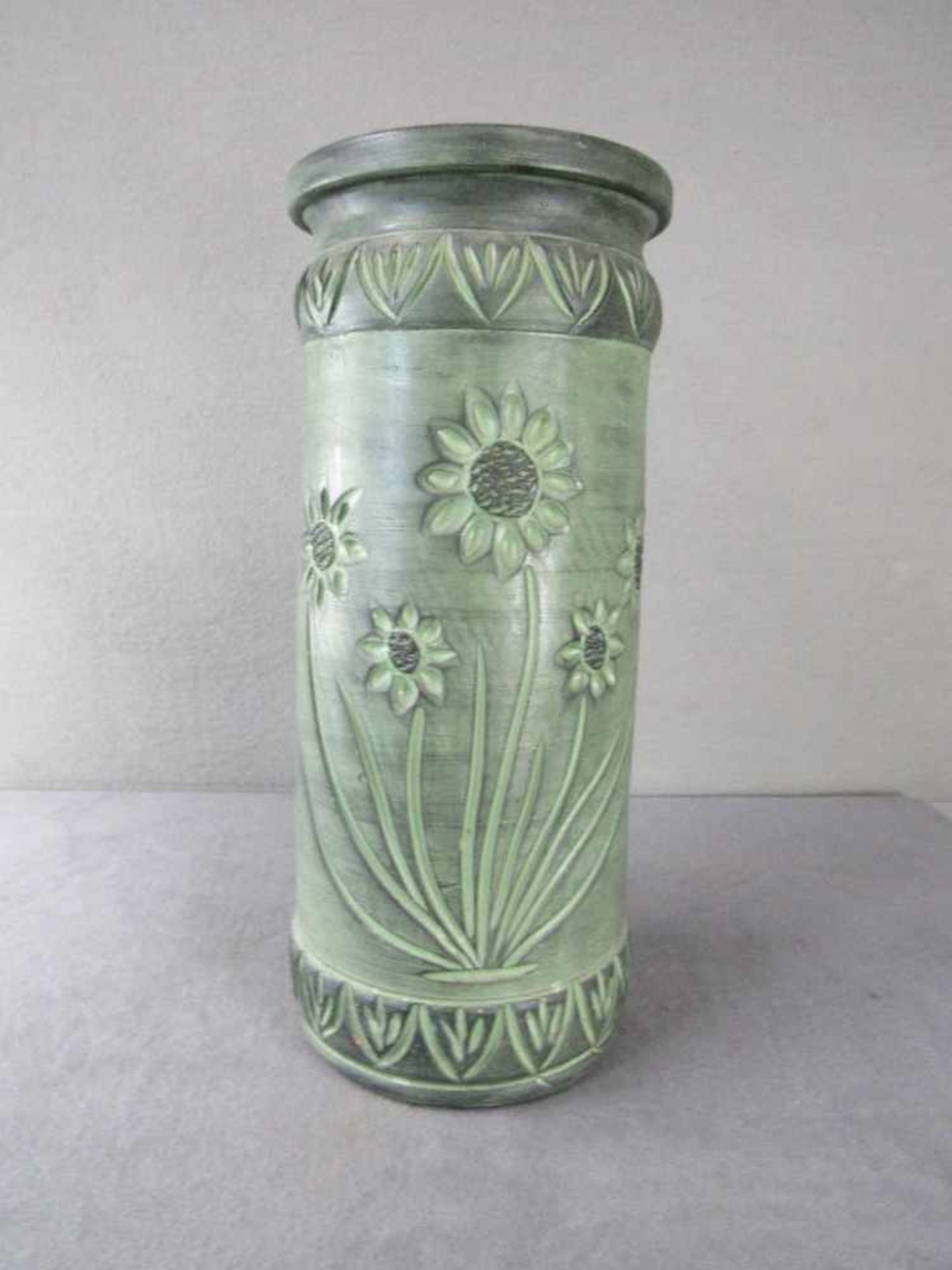 Keramikbodenvase Jugendstil Sonnenblumenornamentik 49cm hoch - Bild 2 aus 4