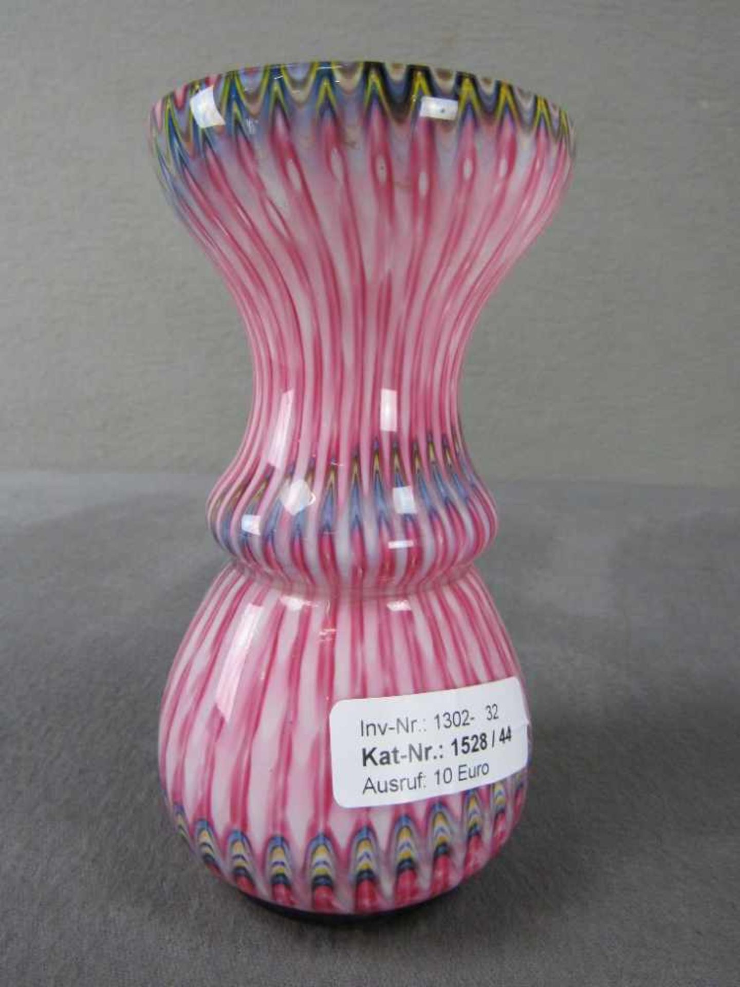 Glasvase buntes Glas mit Farbeinschmelzungen evtl. Murano 16cm hoch - Bild 2 aus 4