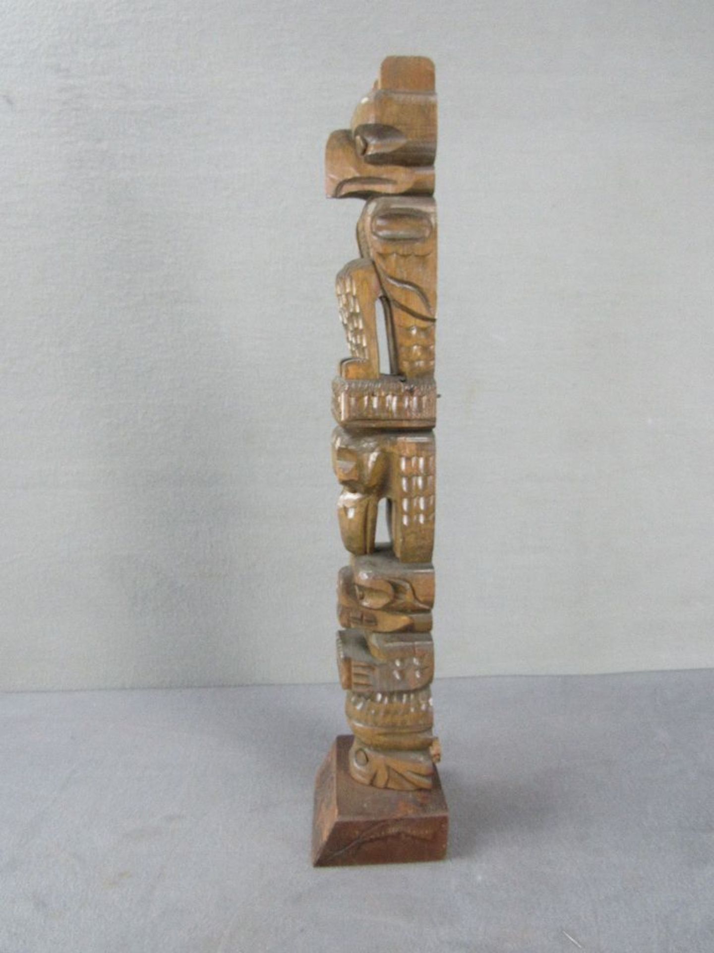 Handgeschnitzer Marterpfahl Skulptur 61cm hoch - Bild 2 aus 2