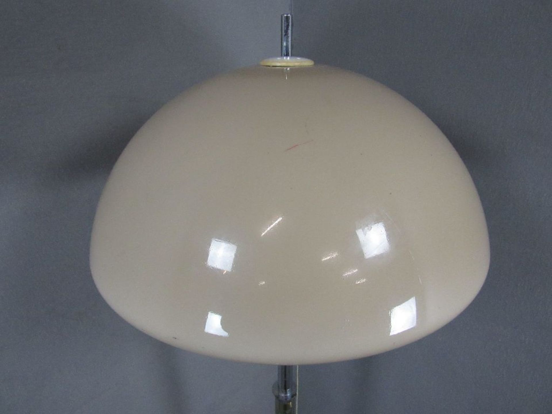 Space Age Stehlampe 70er Jahre zweiflammig funktionstüchtig ca.165cm hoch guter Zustand< - Image 3 of 4