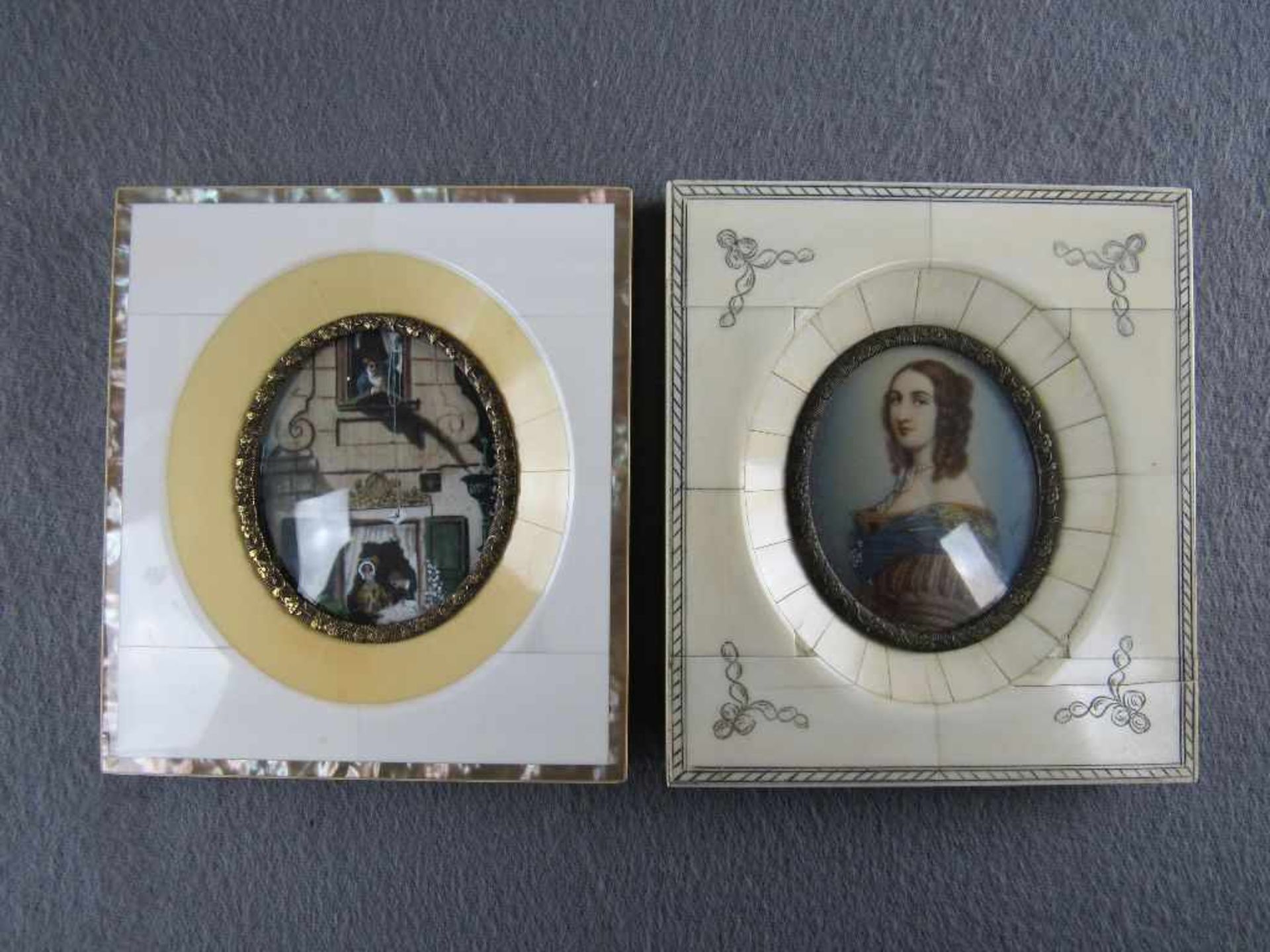 Zwei Miniaturbilder in Bein ca.11x10cm