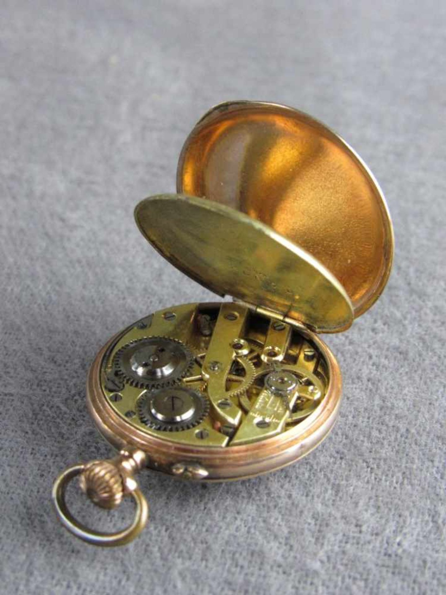 Kleine Damentaschenuhr wohl Gold um 1900 ungeprüft läuft an<b - Image 3 of 3