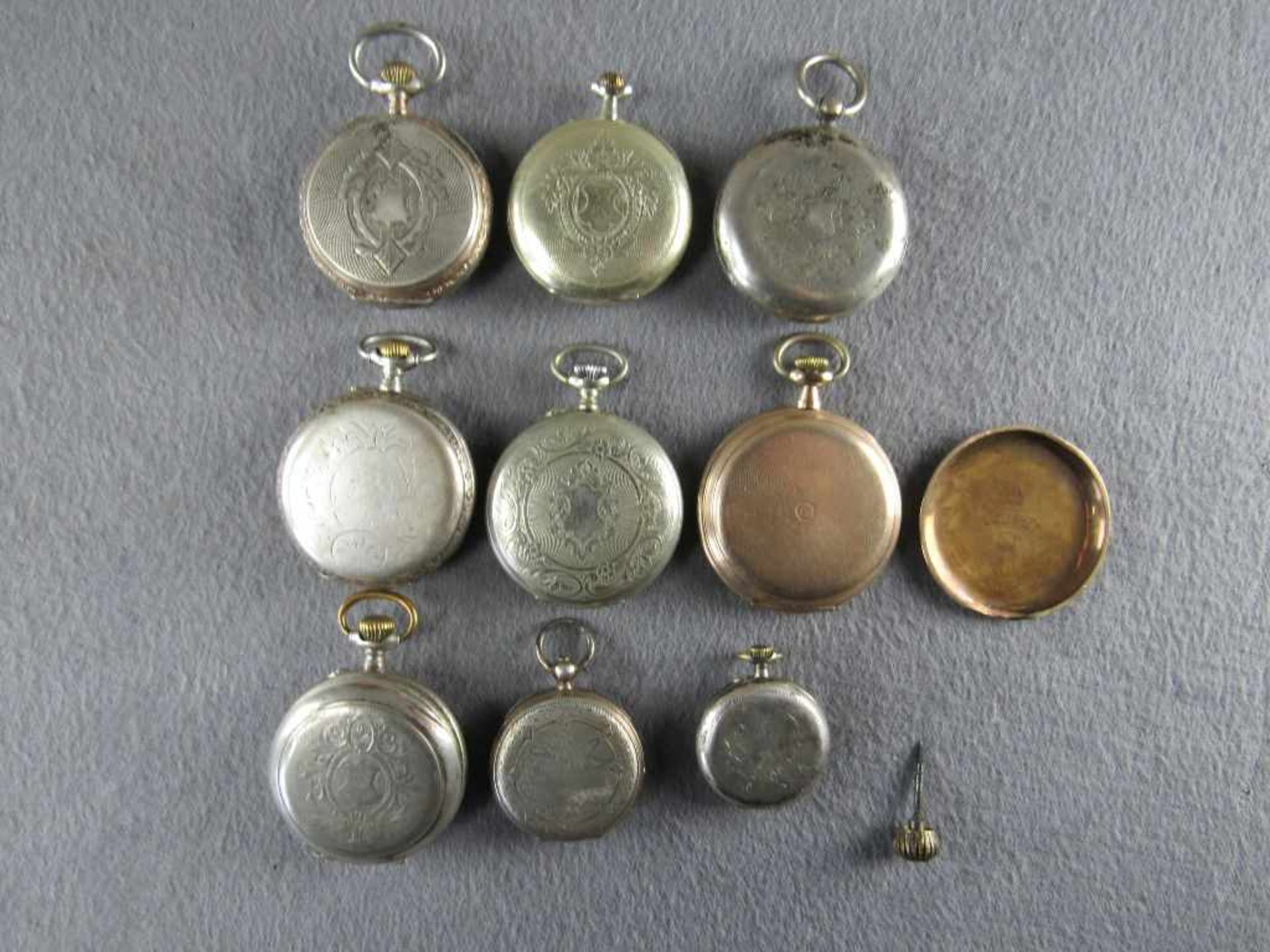 Konvolut von neun antiken Taschenuhren unsortiert und ungeprüft< - Image 2 of 2