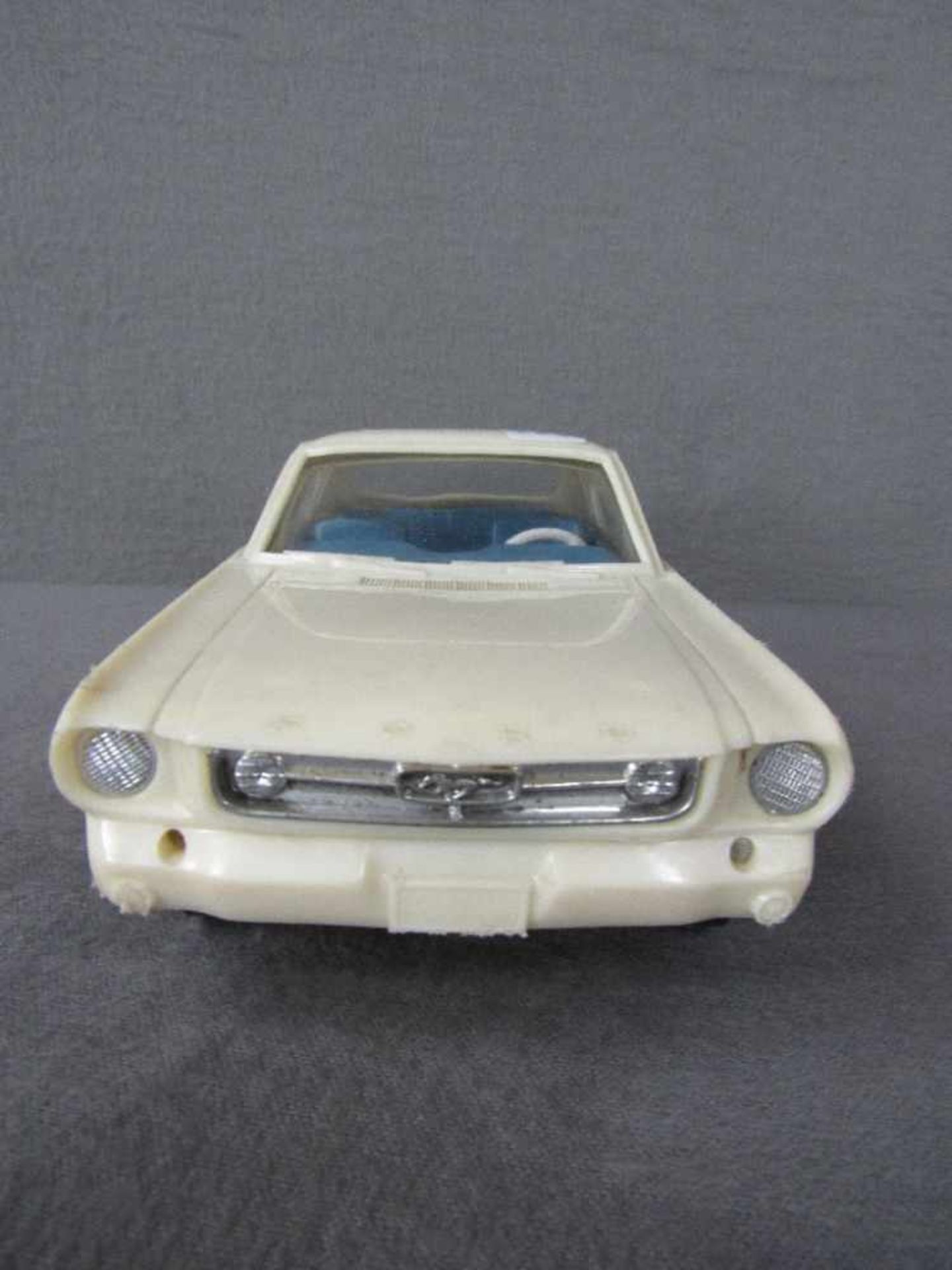 Modellauto Kunststoff Ford Mustang Gesamtlänge: 26cm - Bild 2 aus 5