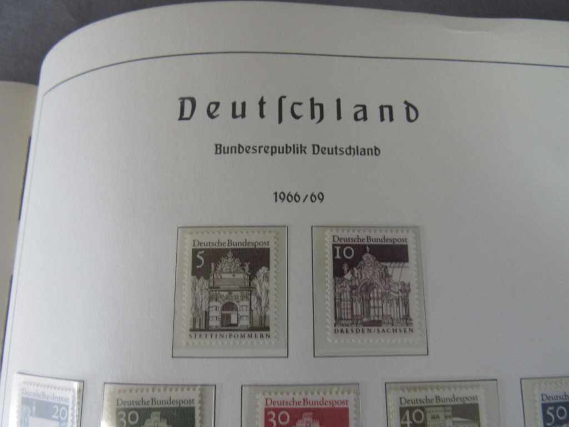 Briefmarken Posten BRD inklusive 4 Vordruck-und Steckalben hoher Mi Wert - Bild 7 aus 18