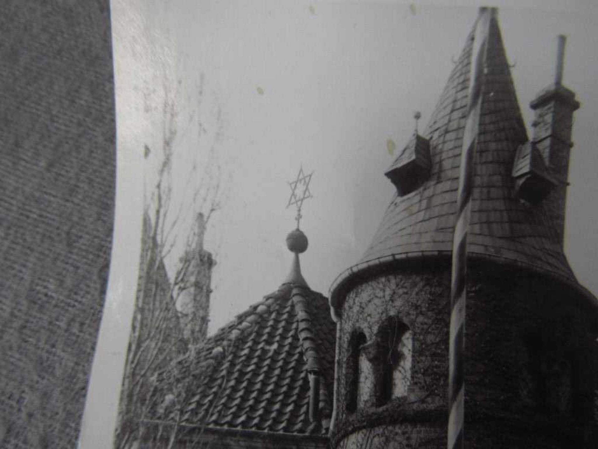 Seltene Fotografie der NSDAP SA und HJ neben jüdischer Synagoge original - Image 2 of 4