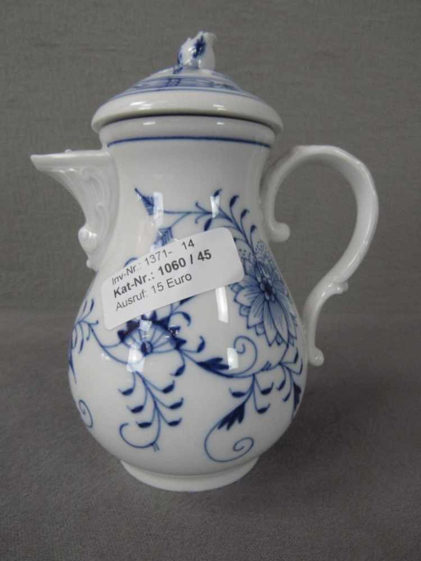 Porzellan Meissen Schwertermarke Zwiebelmuster hier:Mokkakanne 17cm hoch