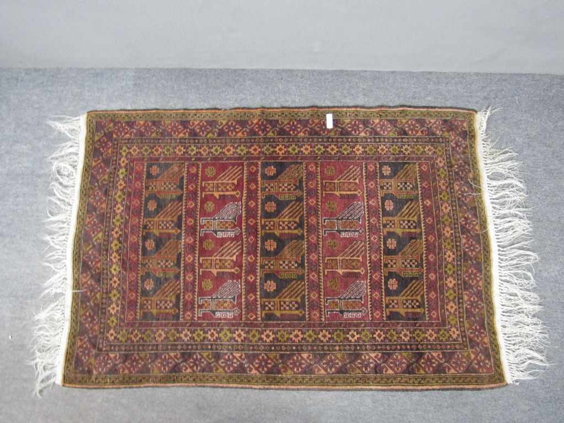 Antiker Orientteppich Afghanisch Profinz Beloutsch 126x80cm