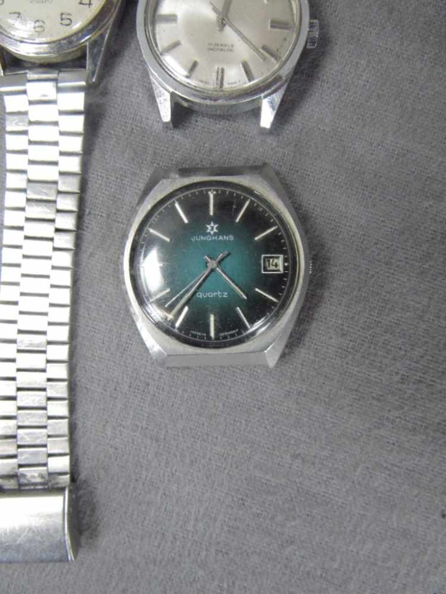 Vier Vintage Armbanduhren 3x mechanisch laufen an - Bild 2 aus 2