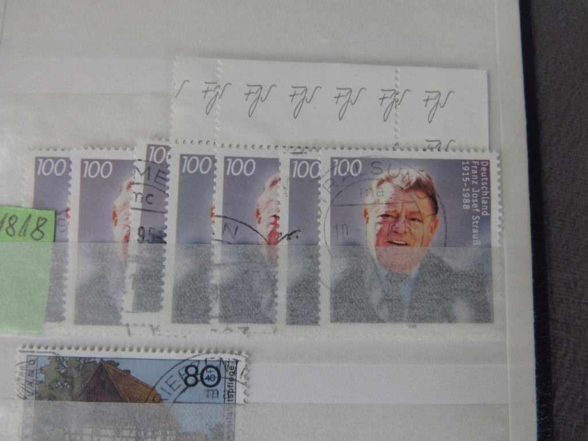 Konvolut acht Briefmarkenalben alle Welt - Bild 6 aus 14