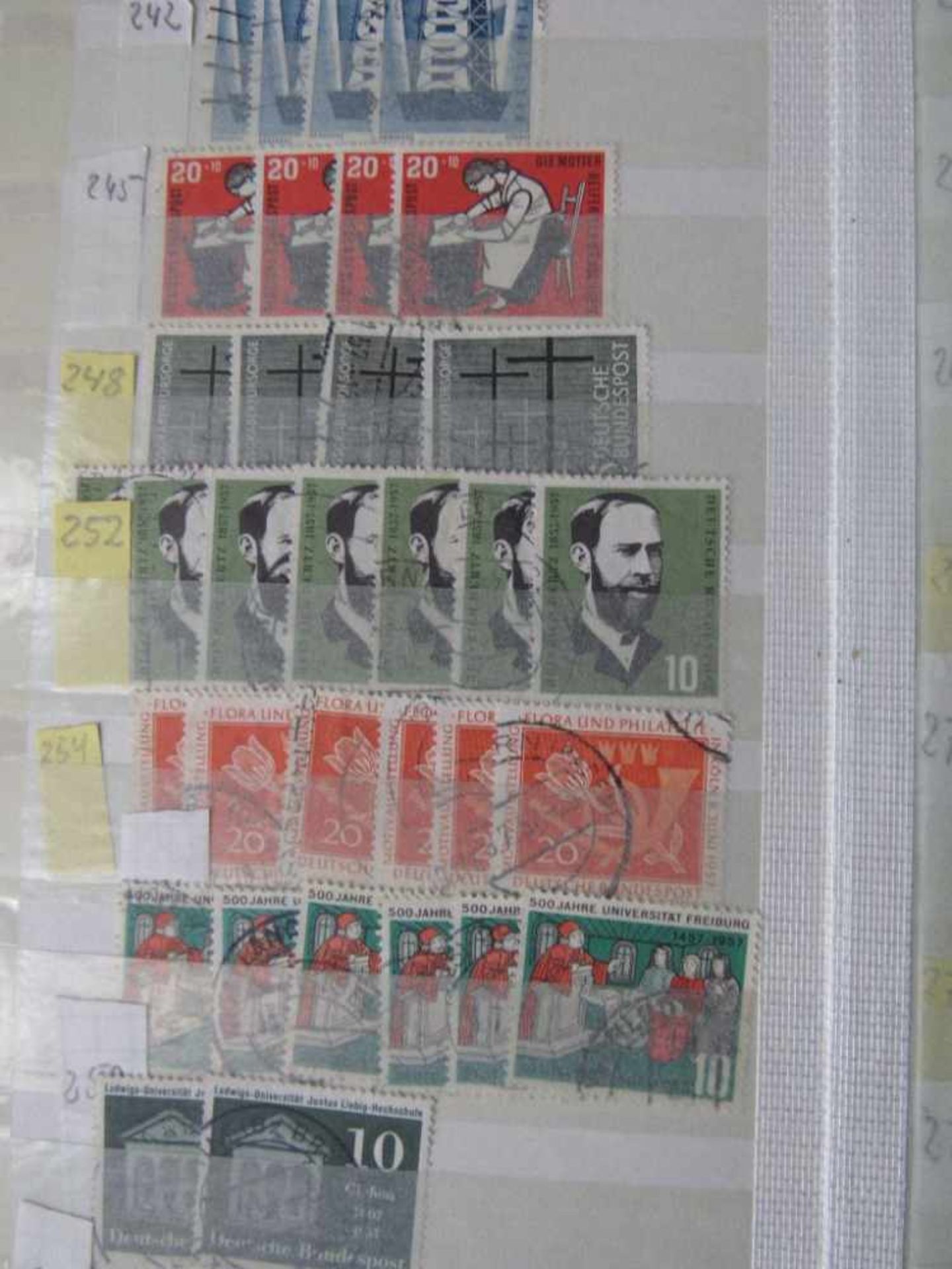 Konvolut von fünf Briefmarkenalben Deutschland - Bild 3 aus 5