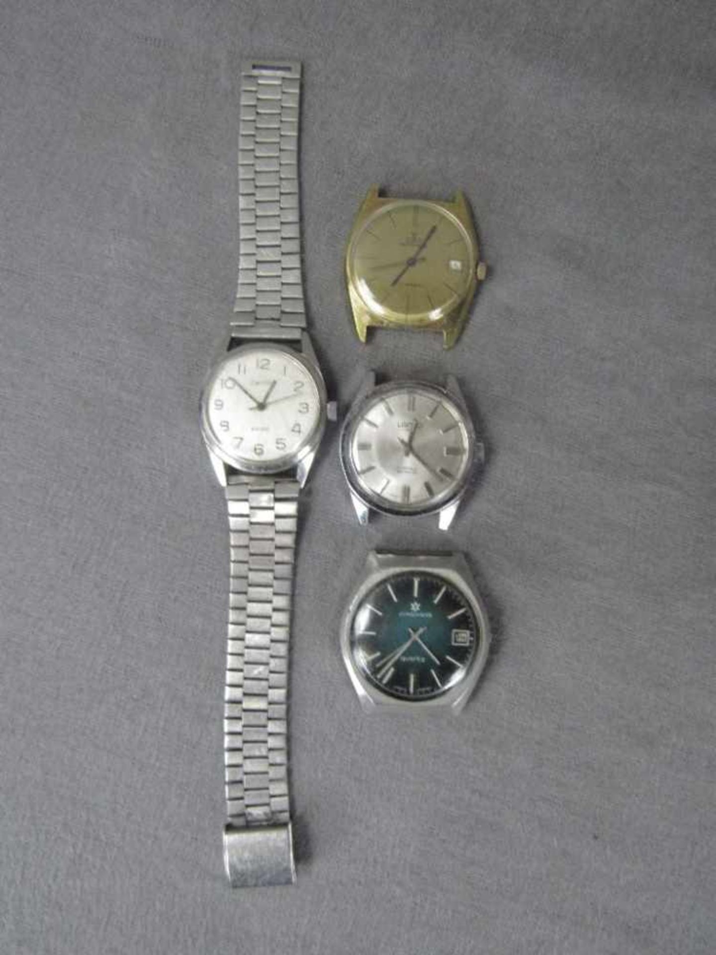 Vier Vintage Armbanduhren 3x mechanisch laufen an