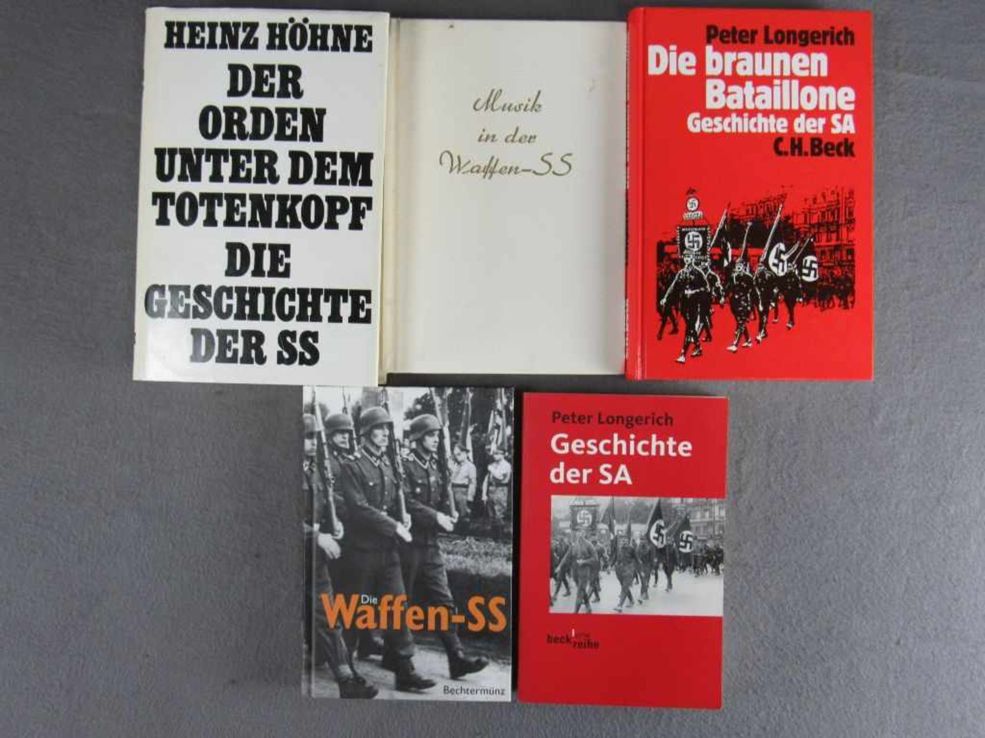 Konvolut fünf Bücher 2.Wk Waffen SS und anderes