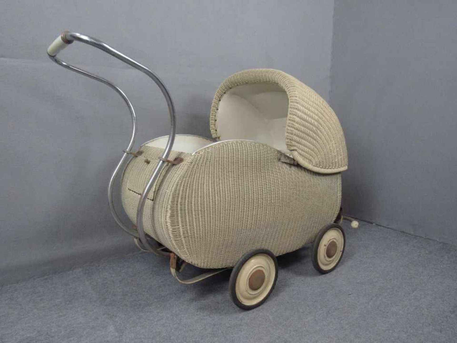 Kinderwagen 30er Jahre Rattan guter Zustand