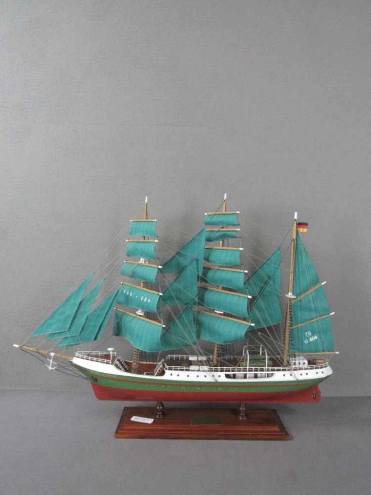 Schönes Modellschiff Holz Länge:74cm